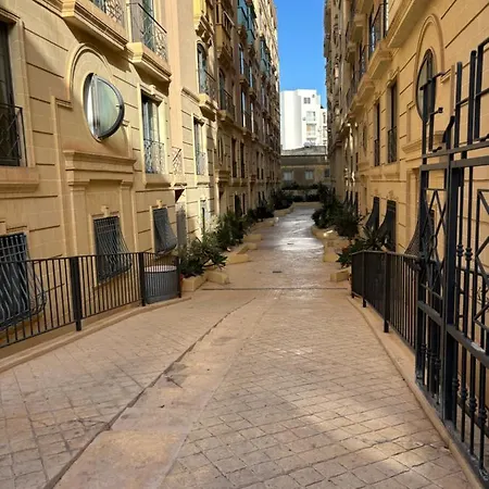 Belmonte Flat شقة *