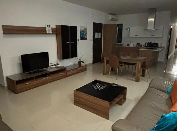 Belmonte Flat * Sliema